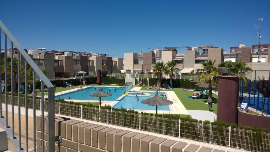 Vivienda Aguas Nuevas Familiar & Deportivo Apartment